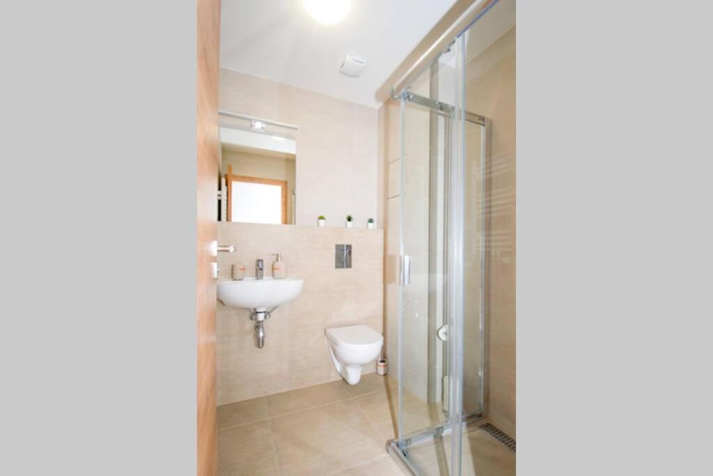 Lipnoport Lakeside Apartment 리프노나드비타보브 외부 사진